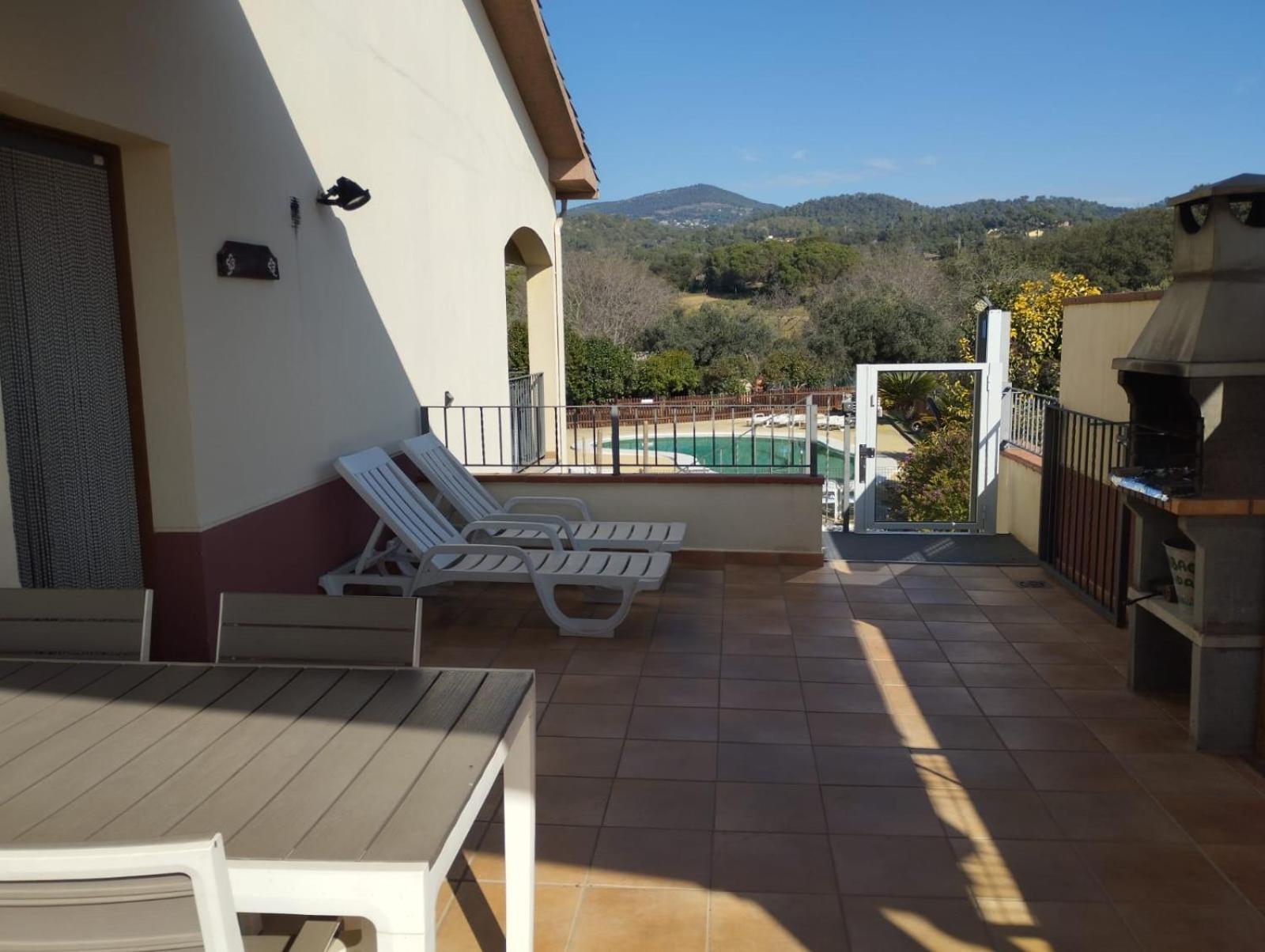 Can Gual Guest House Lametlla Del Valles Exterior foto